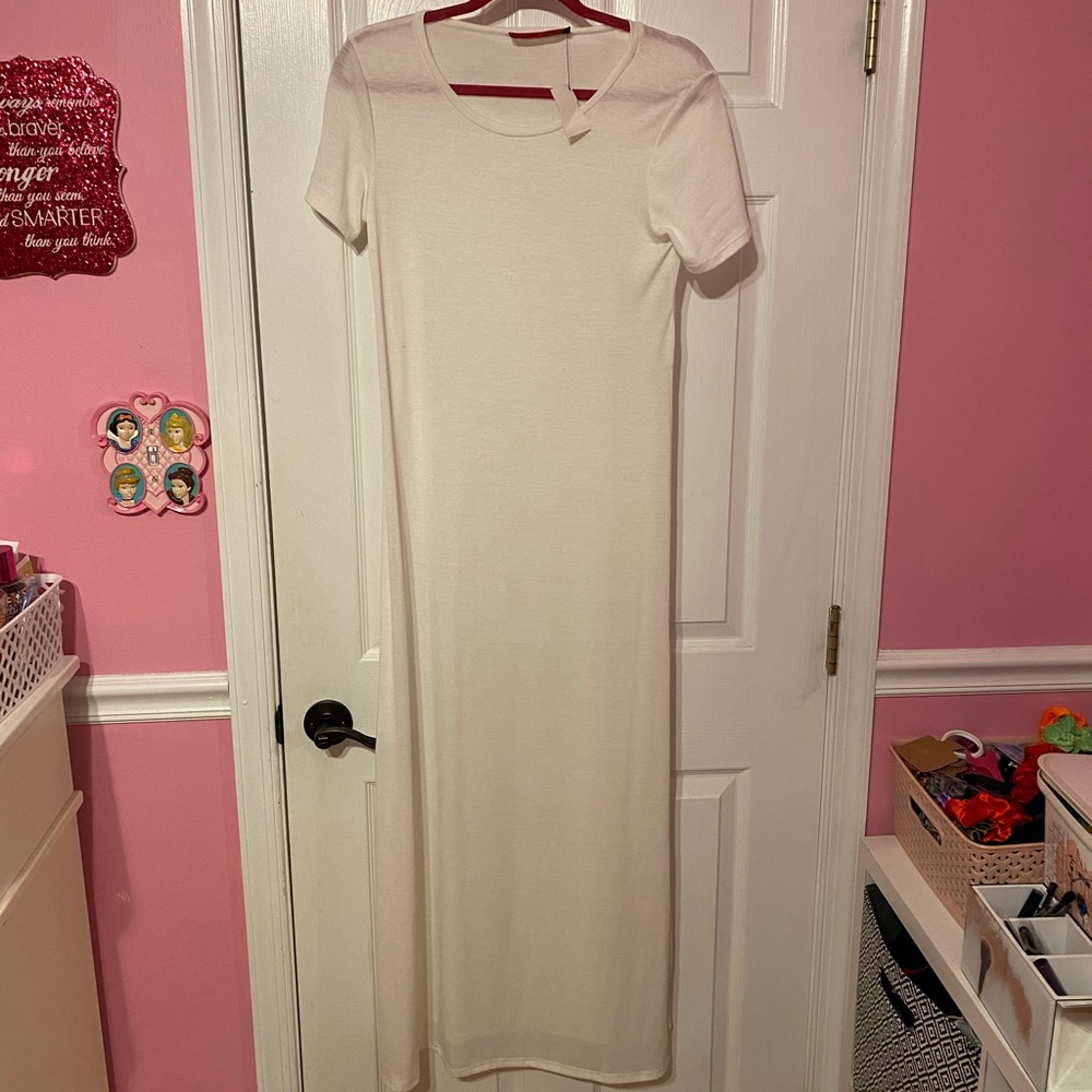 Akira Chicago White Maxi Dress with side slits